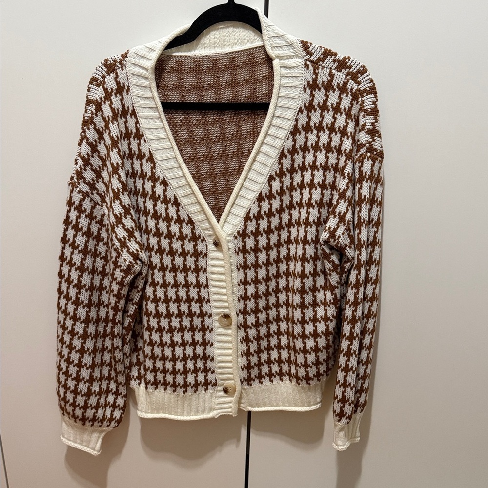 Brown and White Houndstooth Women's Sweater